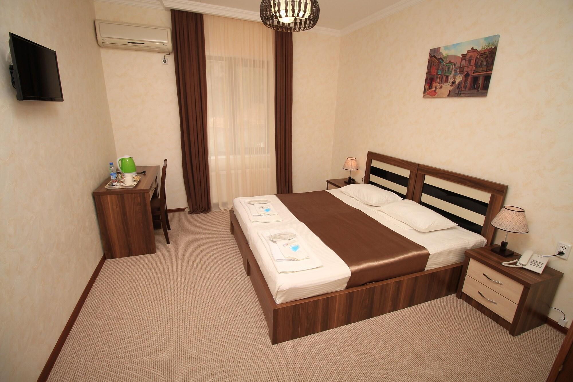 Hotel Tiflis House Esterno foto