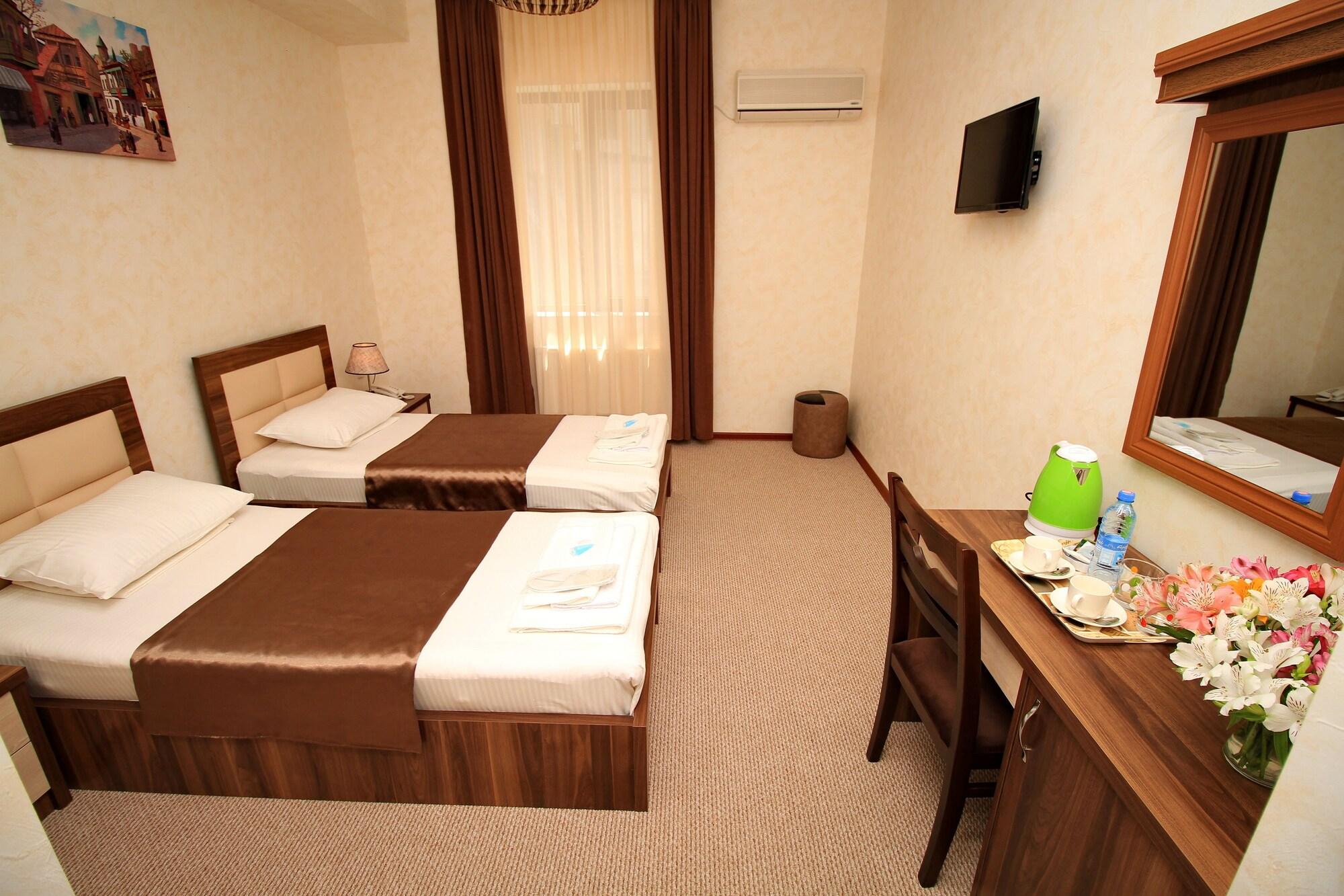 Hotel Tiflis House Esterno foto