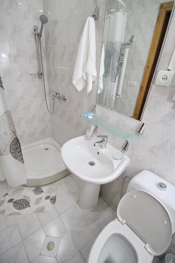 Hotel Tiflis House Esterno foto